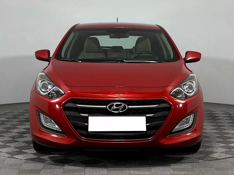 i30
