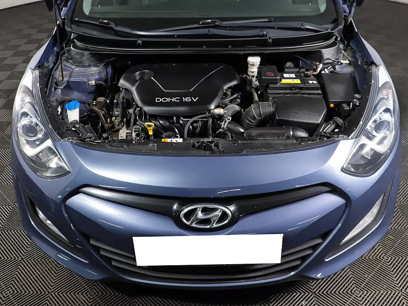 i30