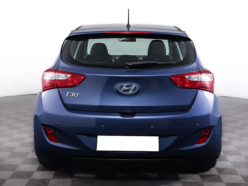i30