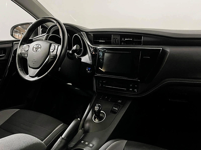 Auris