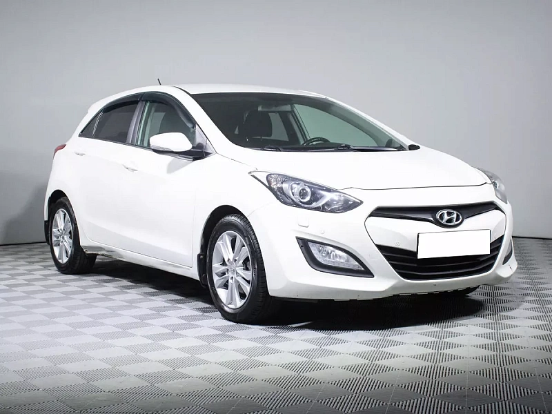 i30