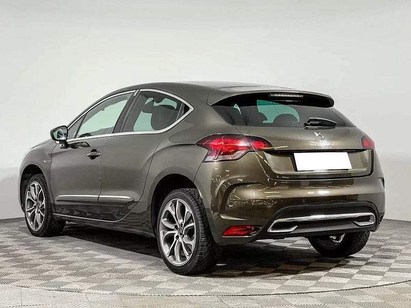 DS4