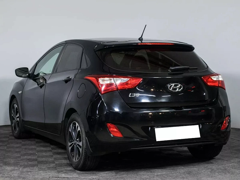 i30