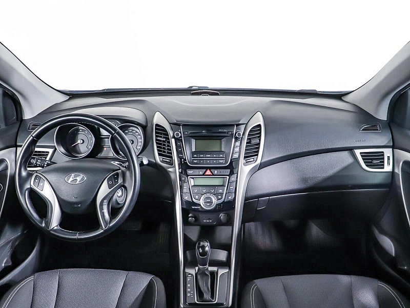 i30