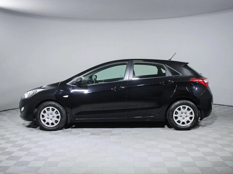i30