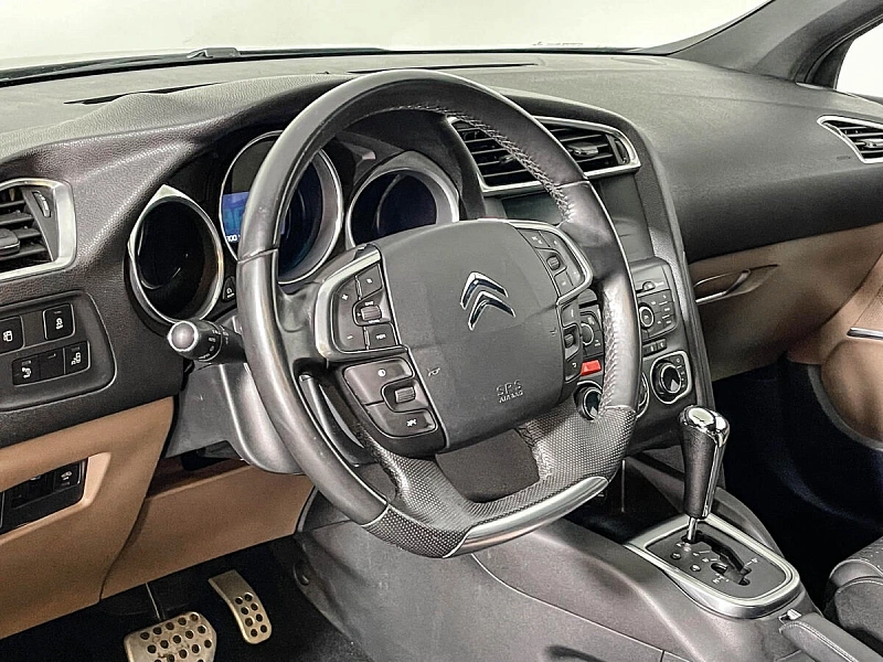 DS4