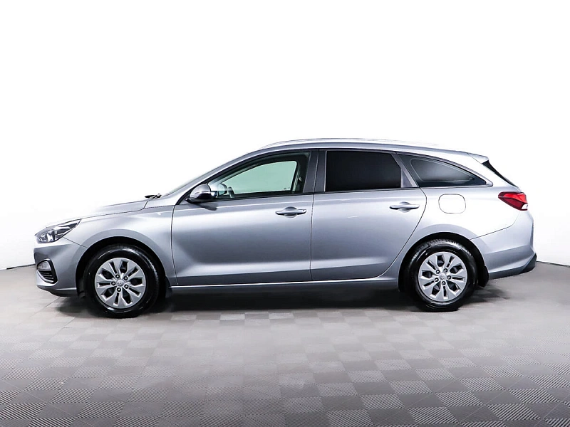 i30