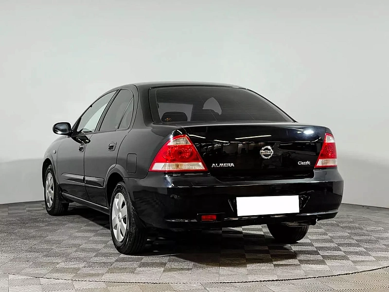 Almera Classic