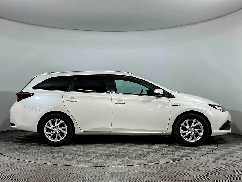 Auris