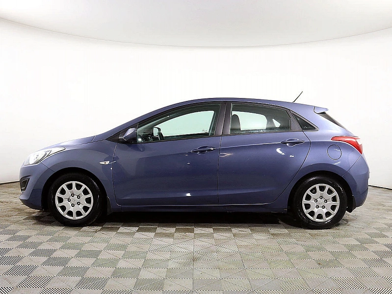 i30