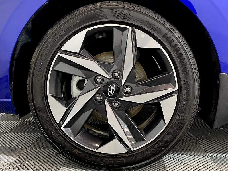 Elantra