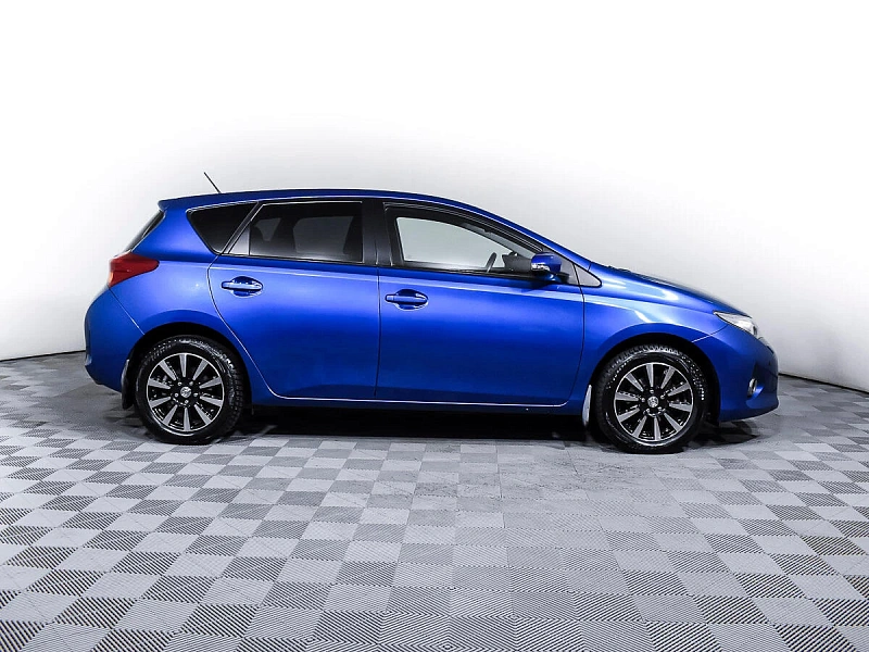 Auris