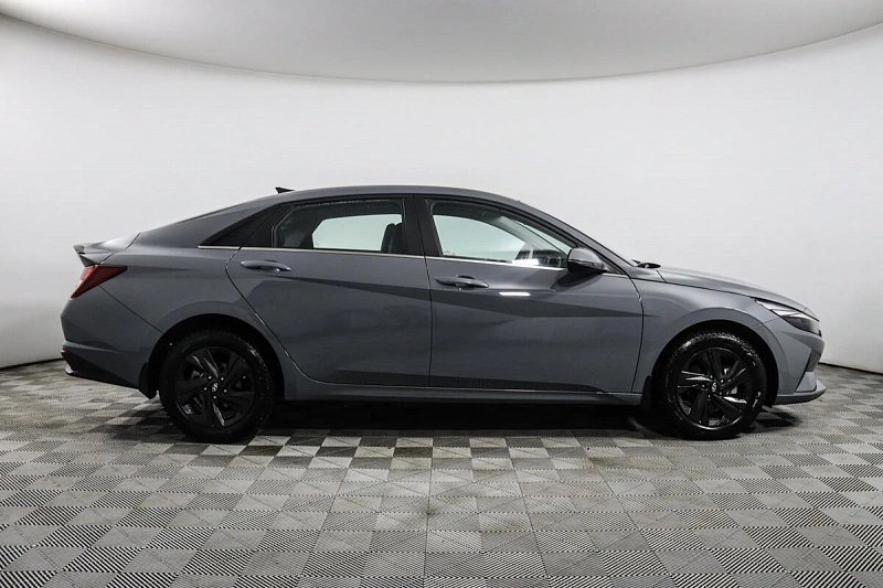 Elantra
