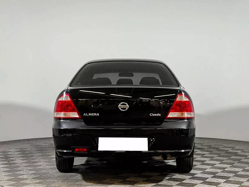 Almera Classic