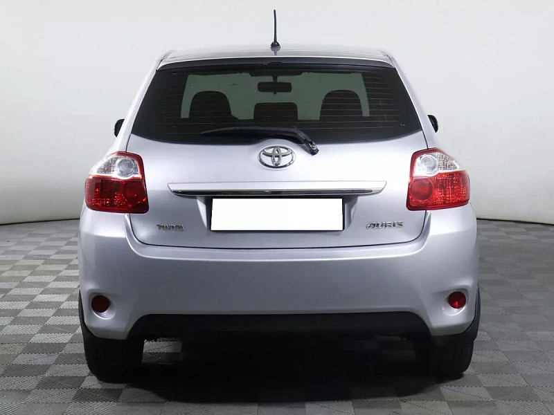 Auris