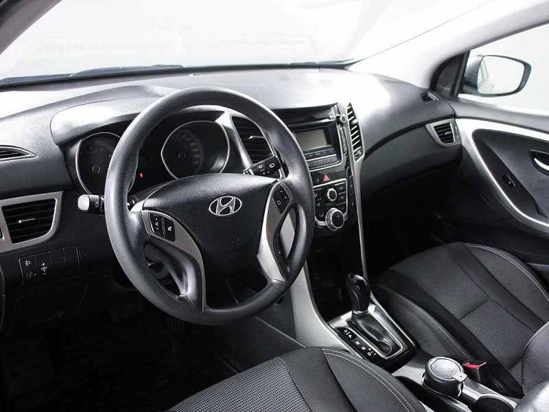 i30