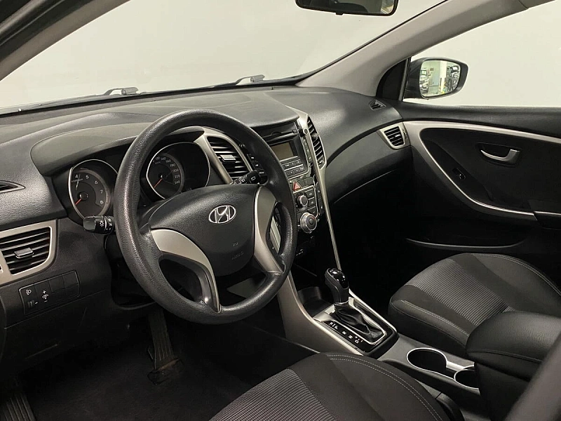 i30