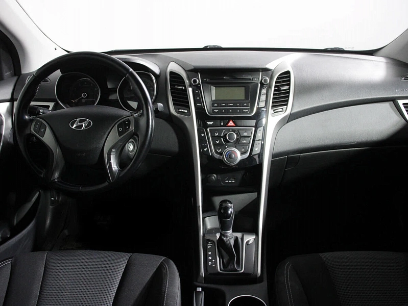 i30