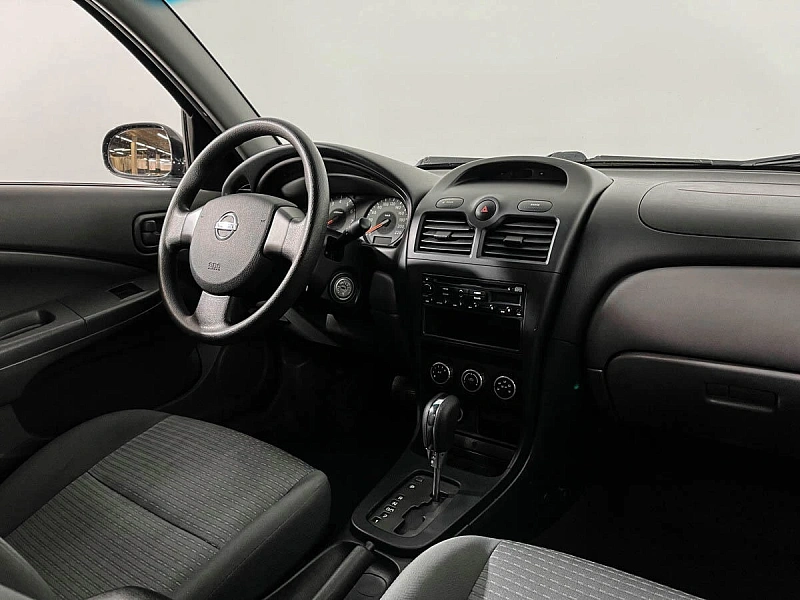 Almera Classic