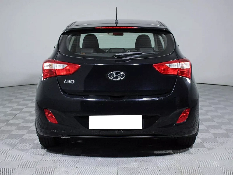 i30