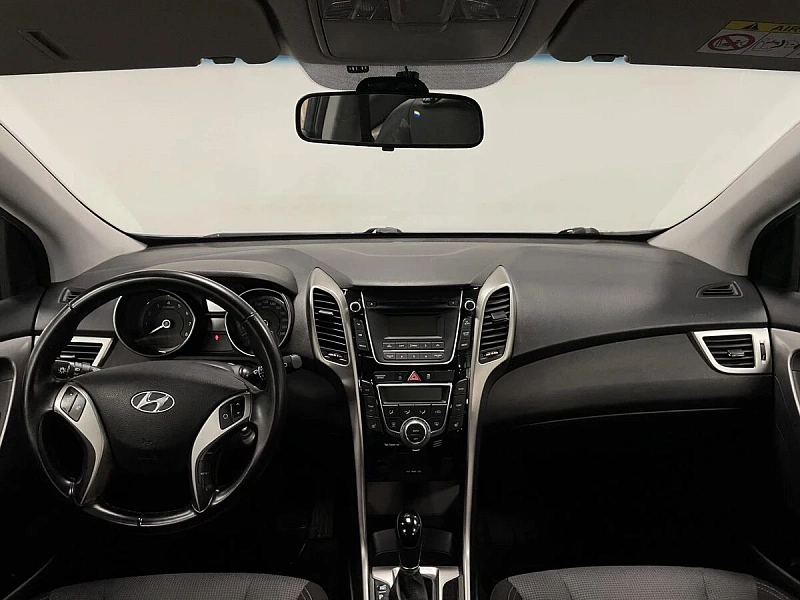 i30