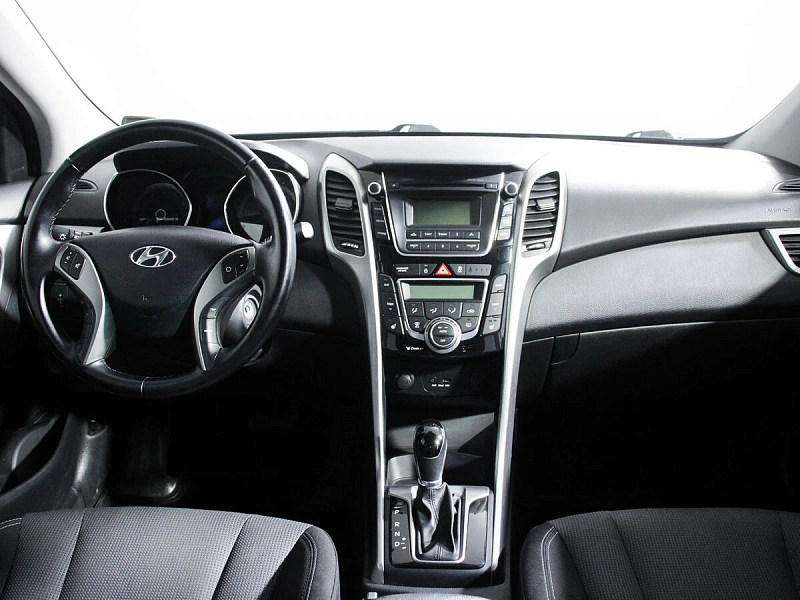 i30
