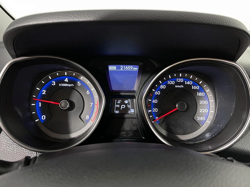 i30