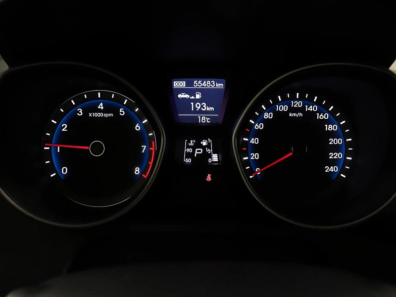 i30