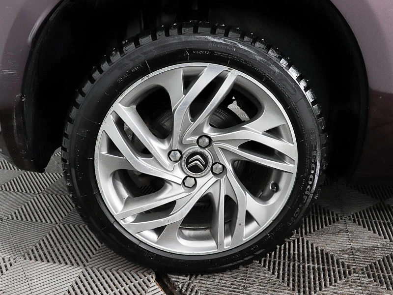 DS4