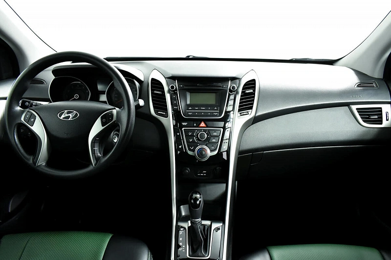 i30