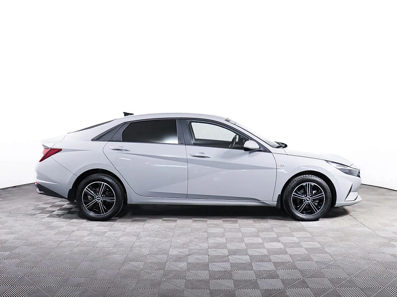 Elantra