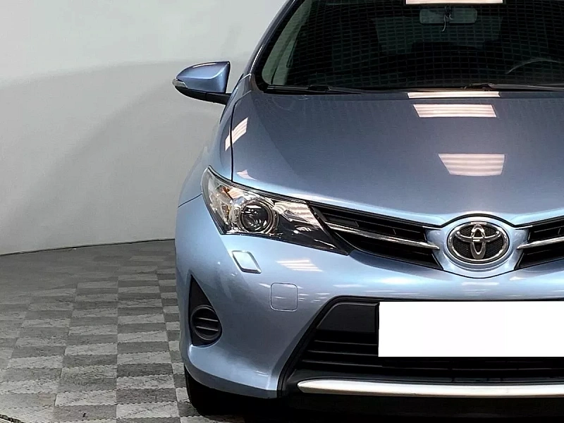 Auris