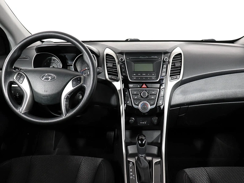 i30