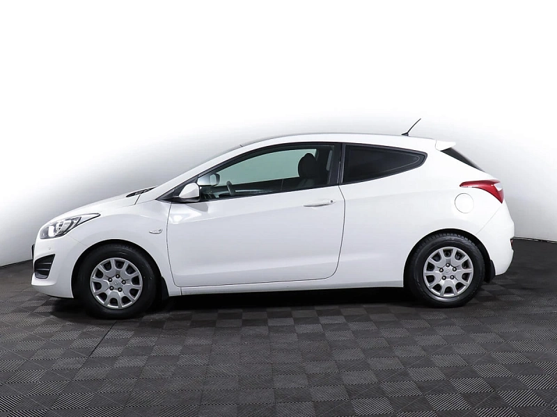 i30