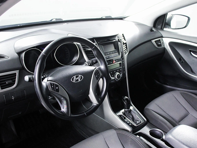 i30