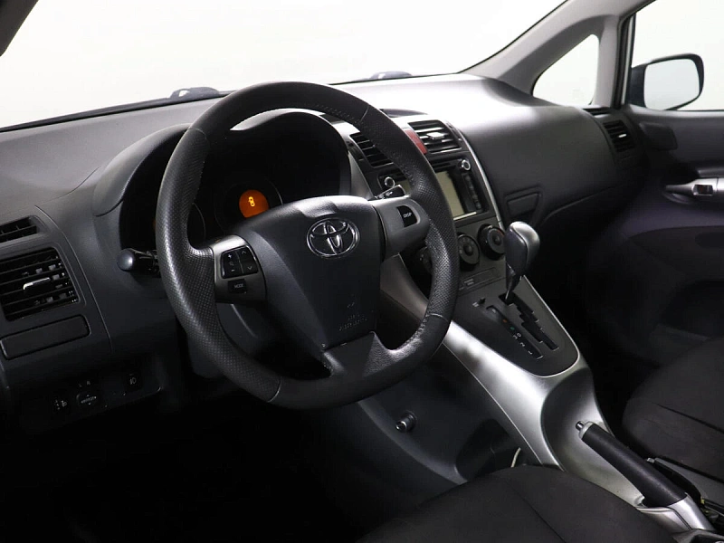 Auris