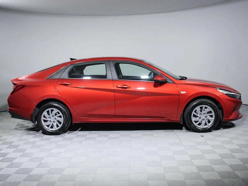 Elantra