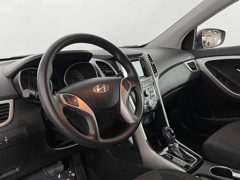 i30