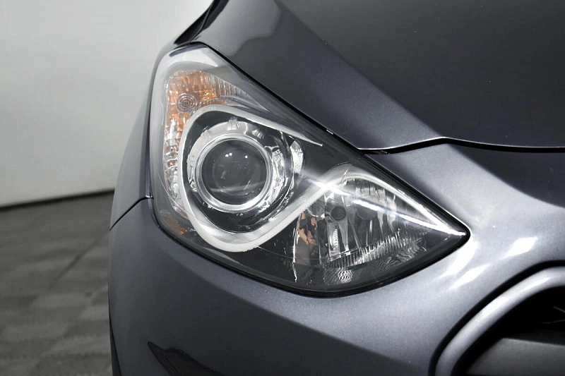 i30