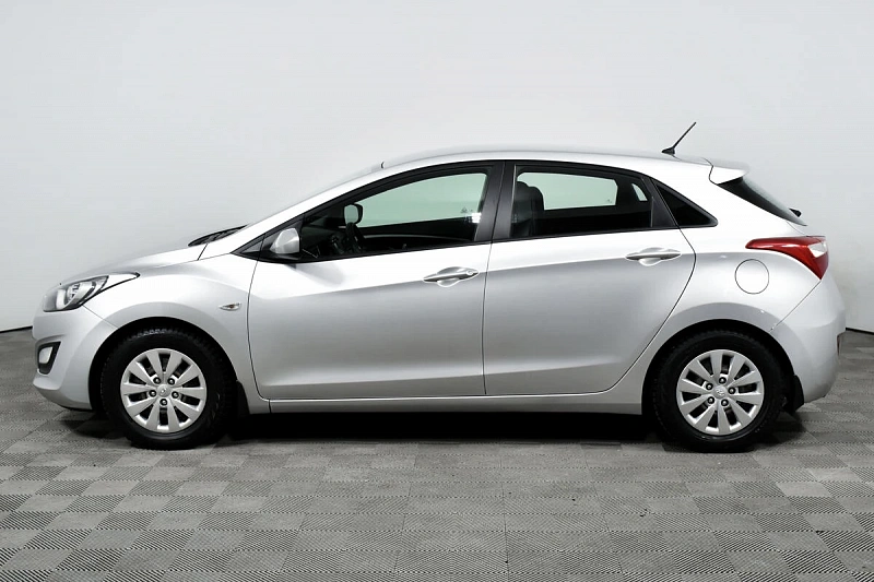 i30
