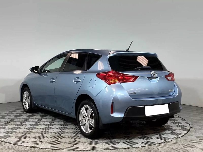 Auris