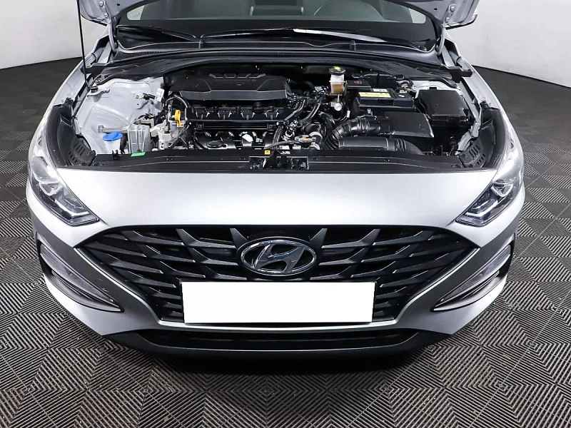 i30