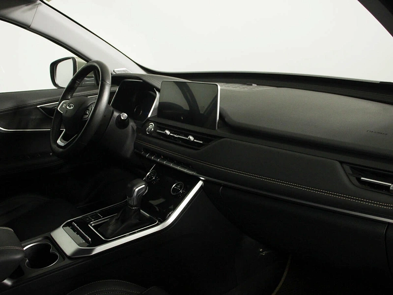 Tiggo 8