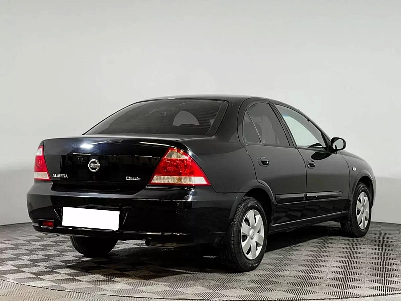 Almera Classic