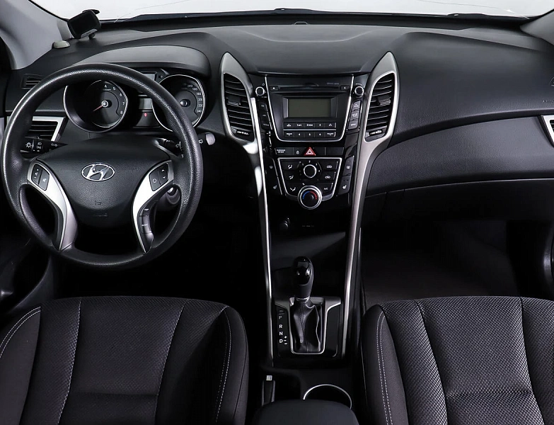 i30