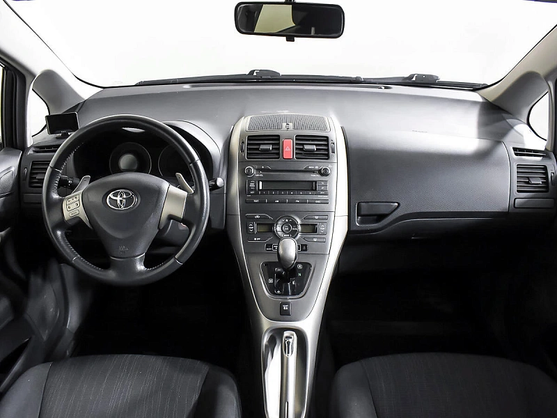 Auris