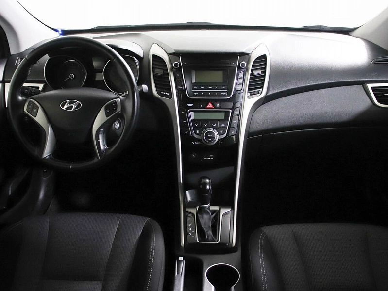 i30