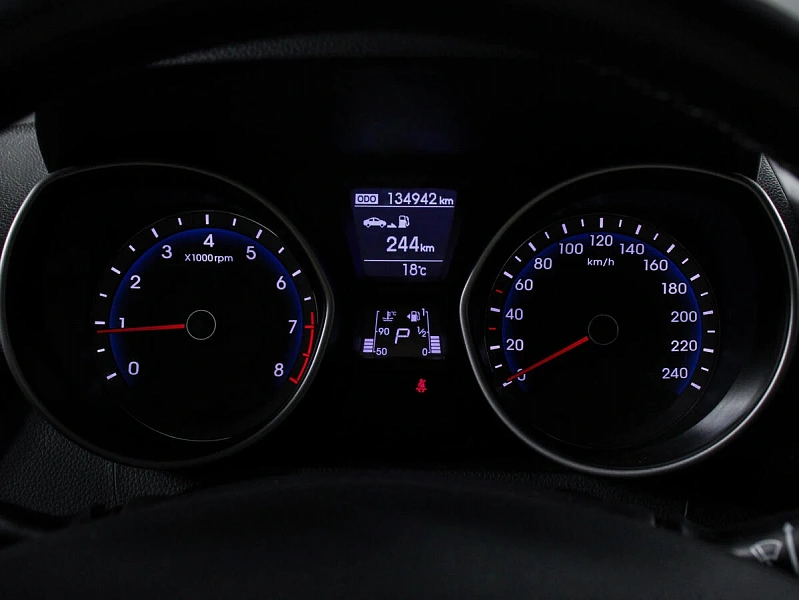 i30