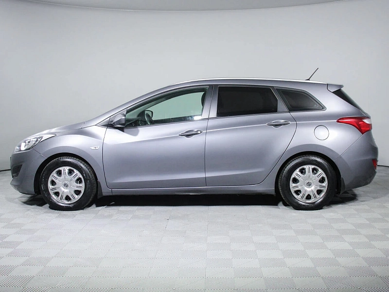 i30