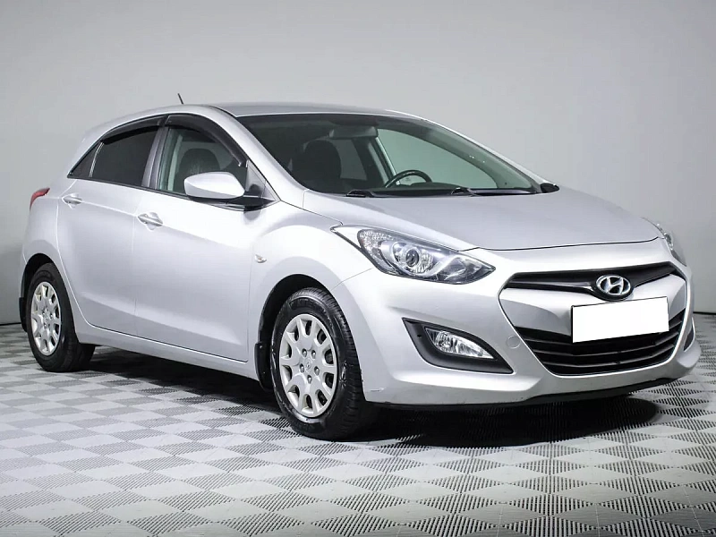 i30